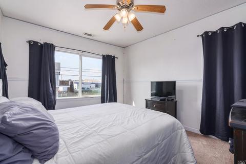 210 Hampshire St, Vallejo, CA 94590 photo 8
