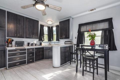 210 Hampshire St, Vallejo, CA 94590 photo 5