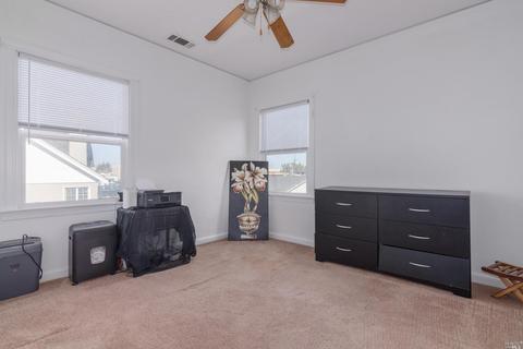 210 Hampshire St, Vallejo, CA 94590 photo 12