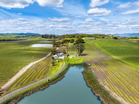3140 Golden Gate Dr, Napa, CA 94558