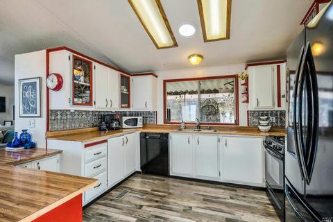 8013 Cliffrose St, Windsor, CA 95492 photo 12