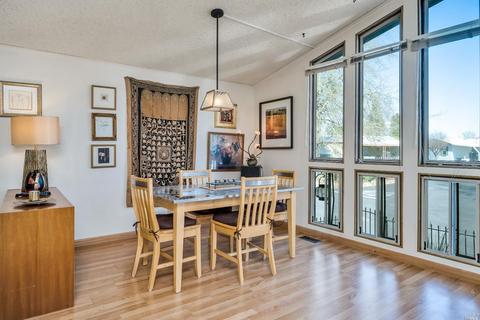 8013 Cliffrose St, Windsor, CA 95492 photo 8