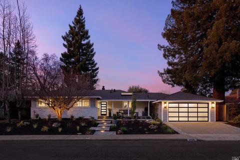 2929 Hartley Dr, Santa Rosa, CA 95405
