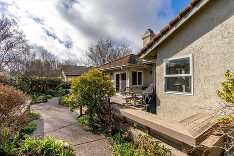 323 Troon Dr, Napa, CA 94558 photo 36