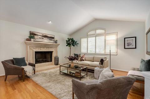 323 Troon Dr, Napa, CA 94558 photo 8