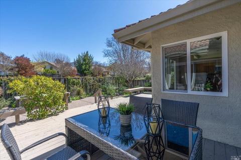 323 Troon Dr, Napa, CA 94558 photo 39