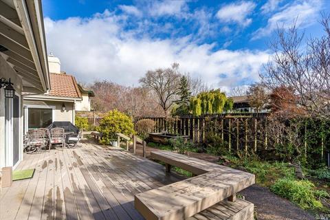 323 Troon Dr, Napa, CA 94558 photo 37