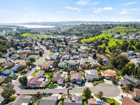 137 Dan Ct, Vallejo, CA 94591 photo 4