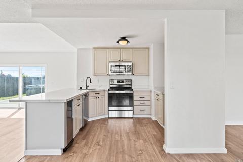 137 Dan Ct, Vallejo, CA 94591 photo 10