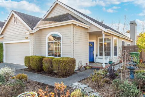 802 Fred Waring Ct, Windsor, CA 95492 photo 2