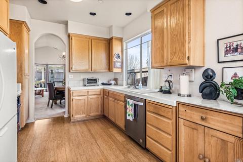 802 Fred Waring Ct, Windsor, CA 95492 photo 10
