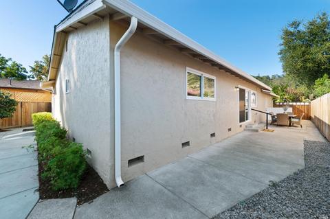 308 Olive Cir, Healdsburg, CA 95448 photo 28