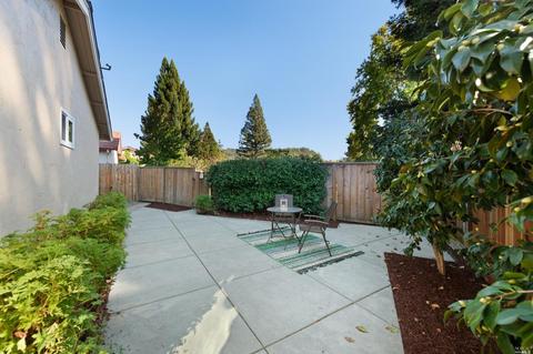 308 Olive Cir, Healdsburg, CA 95448 photo 31