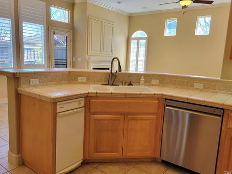 7901 Ruinart Ct, Vallejo, CA 94591 photo 13
