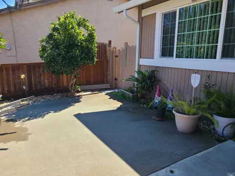 785 Sequoia Dr, Fairfield, CA 94533 photo 10