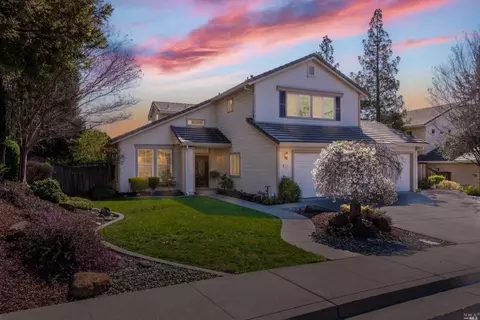 2466 Whispering Oaks Dr, Fairfield, CA 94534