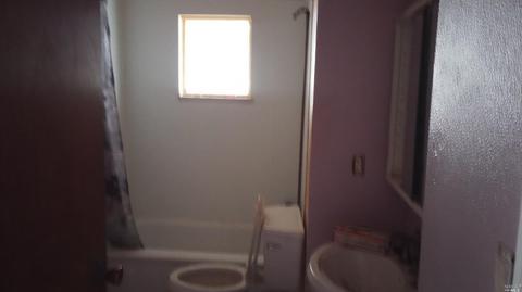 139 E Hemlock St, Vacaville, CA 95688 photo 6