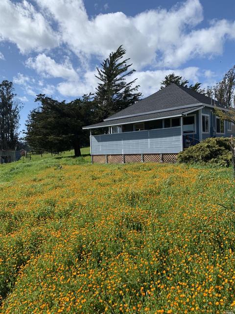 7610 Valley Ford Rd, Petaluma, CA 94952