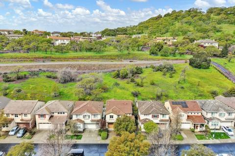 623 Citrine Cir, Fairfield, CA 94534 photo 2