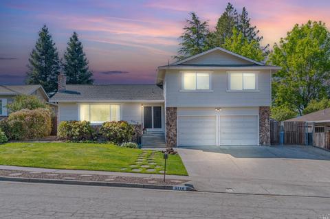 5710 Reynaud Ct, Santa Rosa, CA 95409