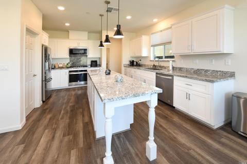 8846 Blue River Dr, Vallejo, CA 94591 photo 9