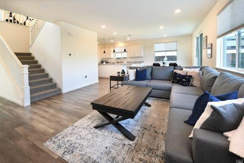 8846 Blue River Dr, Vallejo, CA 94591 photo 7