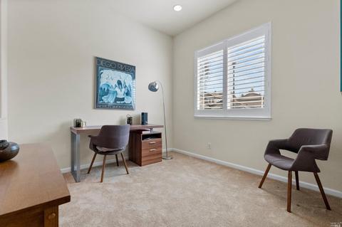 1421 Birdie Dr, Windsor, CA 95492 photo 9