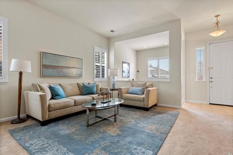 1421 Birdie Dr, Windsor, CA 95492 photo 4