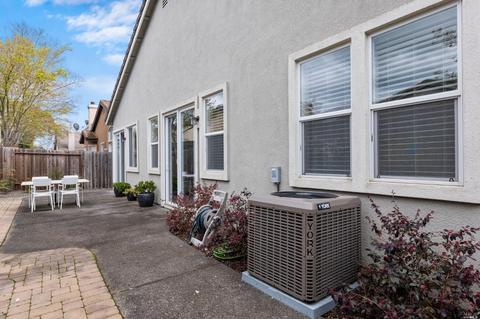 1421 Birdie Dr, Windsor, CA 95492 photo 33