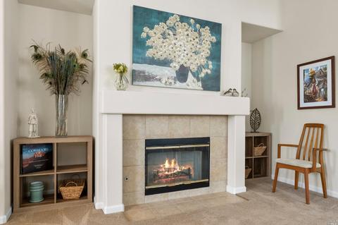 1421 Birdie Dr, Windsor, CA 95492 photo 8