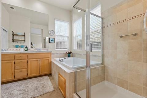 1421 Birdie Dr, Windsor, CA 95492 photo 25