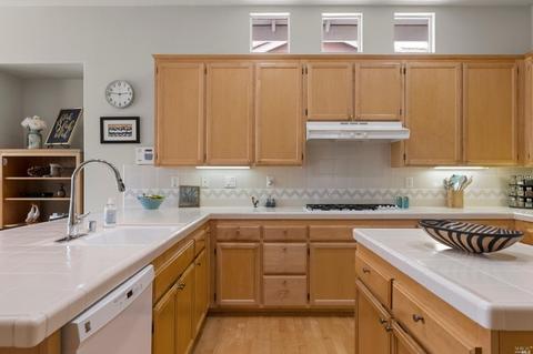 1421 Birdie Dr, Windsor, CA 95492 photo 15