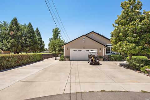 18119 Deer Hollow Rd, Hidden Valley Lake, CA 95467