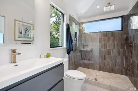 275 Round Hill Rd, Tiburon, CA 94920 photo 39