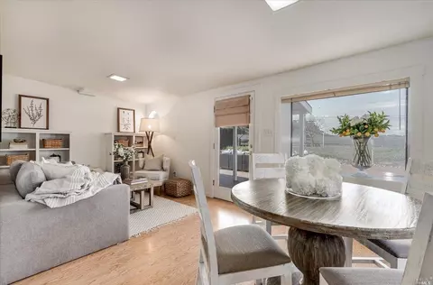 2131 Hoffman Ln, Napa, CA 94558 photo 40