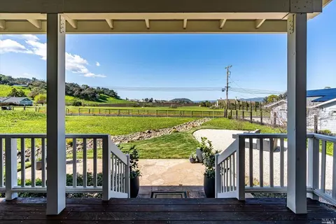 2131 Hoffman Ln, Napa, CA 94558 photo 56