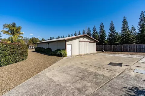 2131 Hoffman Ln, Napa, CA 94558 photo 50