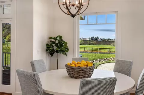 2131 Hoffman Ln, Napa, CA 94558 photo 16