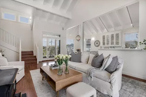 2131 Hoffman Ln, Napa, CA 94558 photo 9