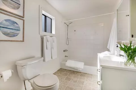 2131 Hoffman Ln, Napa, CA 94558 photo 45
