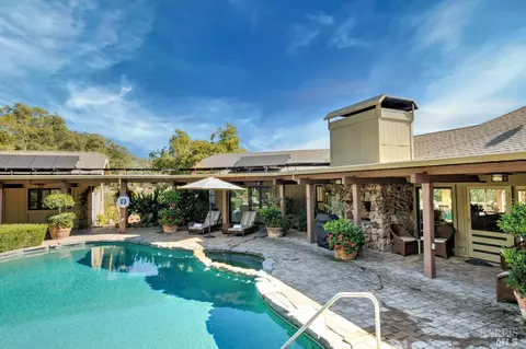 1140 Dance Dr, Sonoma, CA 95476