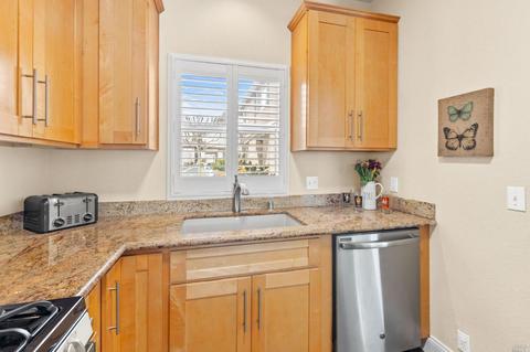 15 Bridgegate Way, Napa, CA 94559 photo 5