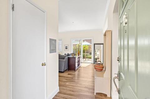 15 Bridgegate Way, Napa, CA 94559 photo 2