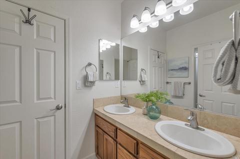 557 Chablis Dr, Windsor, CA 95492 photo 31