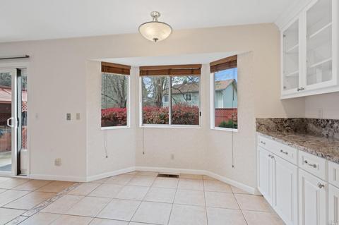 532 Gertrude Dr, Windsor, CA 95492 photo 13