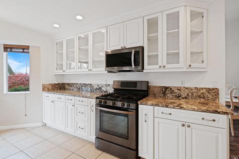 532 Gertrude Dr, Windsor, CA 95492 photo 11