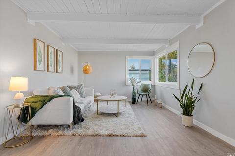 309 Del Sur St, Vallejo, CA 94591 photo 5