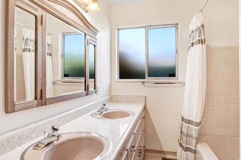 258 Franciscan Dr, Vallejo, CA 94589 photo 20
