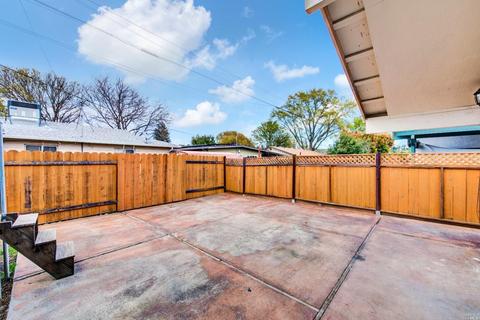 290 Hemlock St, Vacaville, CA 95688 photo 32