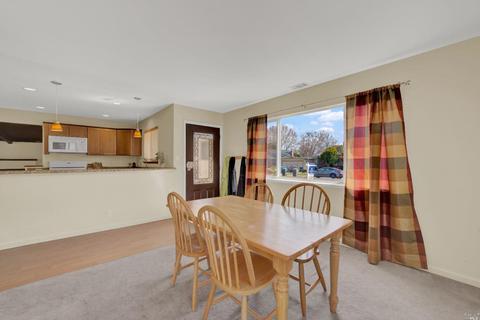 290 Hemlock St, Vacaville, CA 95688 photo 7